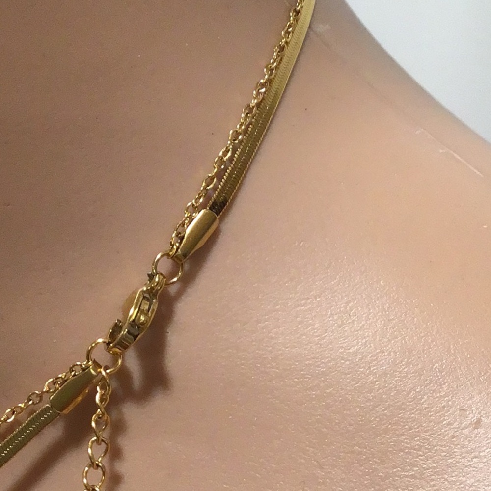 Necklace - Picture 5 of 7